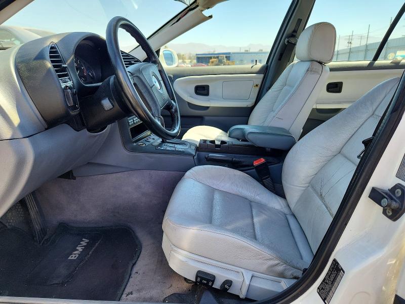 63509926 :رقم المزاد ، WBACD4324WAV61243 vin ، 1998 Bmw 328 مزاد بيع