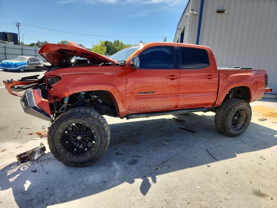 Auction sale of the 2017 Toyota Tacoma, vin: 3TMCZ5AN6HM050579, lot number: 97685105