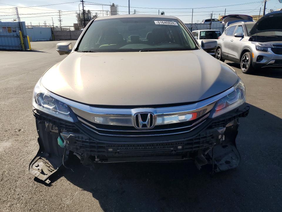 Продажа на аукционе авто 2016 Honda Accord, vin: 1HGCR2F79GA245324, номер лота: 61640826