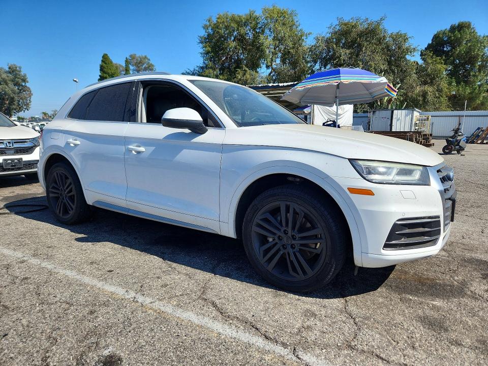 2018 Audi Q5 მანქანა იყიდება აუქციონზე, vin: WA1BNAFY9J2248051, აუქციონის ნომერი: 62293746