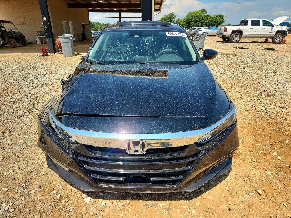 60522436 :رقم المزاد ، 1HGCV1F4XKA093834 vin ، 2019 Honda Accord مزاد بيع