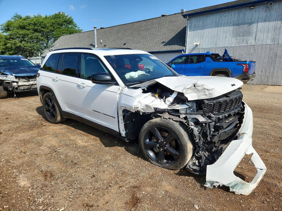 Продажа на аукционе авто 2023 Jeep Grand Cherokee, vin: 1C4RJHAG5PC559499, номер лота: 61946316