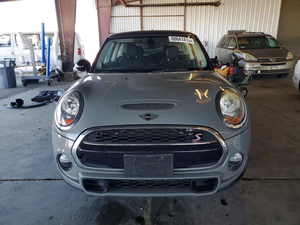 Продажа на аукционе авто 2017 Mini Cooper, vin: WMWXP7C52H3B94244, номер лота: 60041416