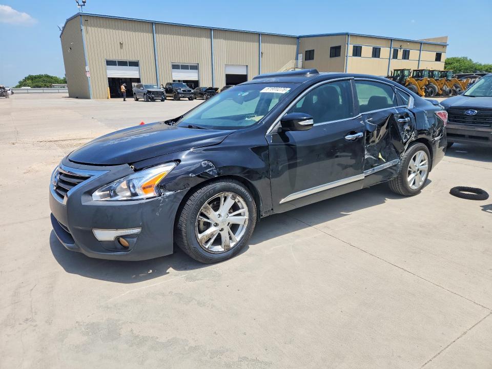 2015 Nissan Altima მანქანა იყიდება აუქციონზე, vin: 1N4AL3AP6FC457627, აუქციონის ნომერი: 61900276