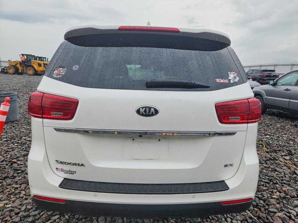 63171426 :رقم المزاد ، KNDMB5C11L6639695 vin ، 2020 Kia Sedona مزاد بيع