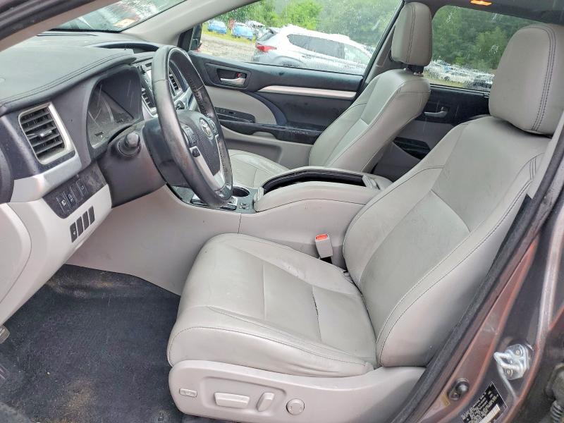 Продажа на аукционе авто 2017 Toyota Highlander, vin: 5TDJZRFH6HS510017, номер лота: 59799406