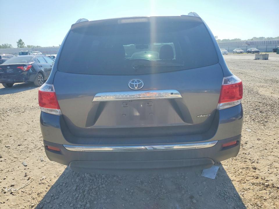 56788936 :رقم المزاد ، 5TDBK3EH4CS133705 vin ، 2012 Toyota Highlander مزاد بيع
