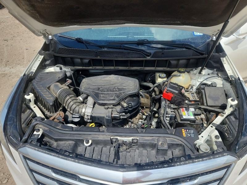 60450586 :رقم المزاد ، 1GYKNBRS8HZ172563 vin ، 2017 Cadillac Xt5 مزاد بيع