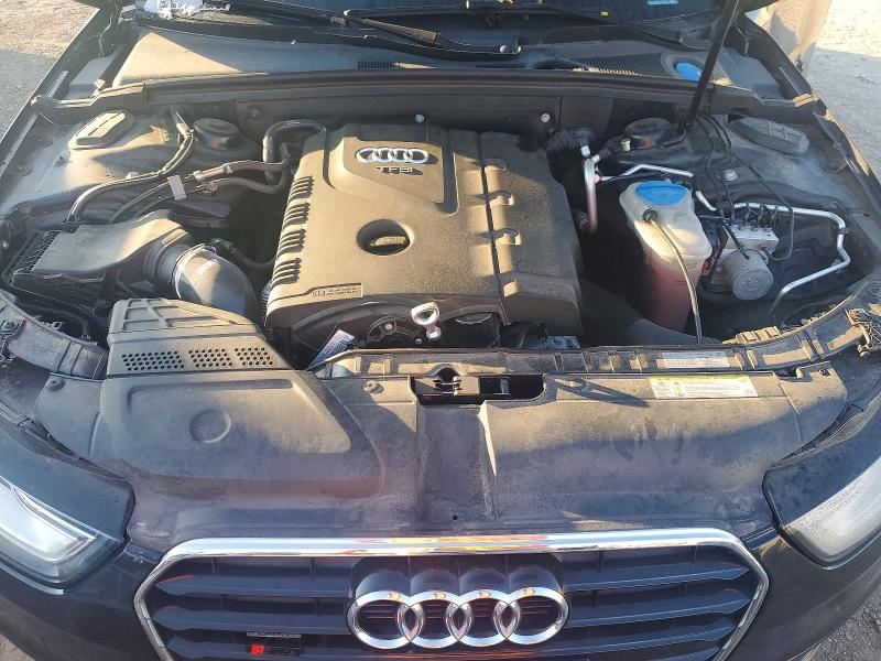 60367346 :رقم المزاد ، WAUFFAFL3FN039447 vin ، 2015 Audi A4 مزاد بيع