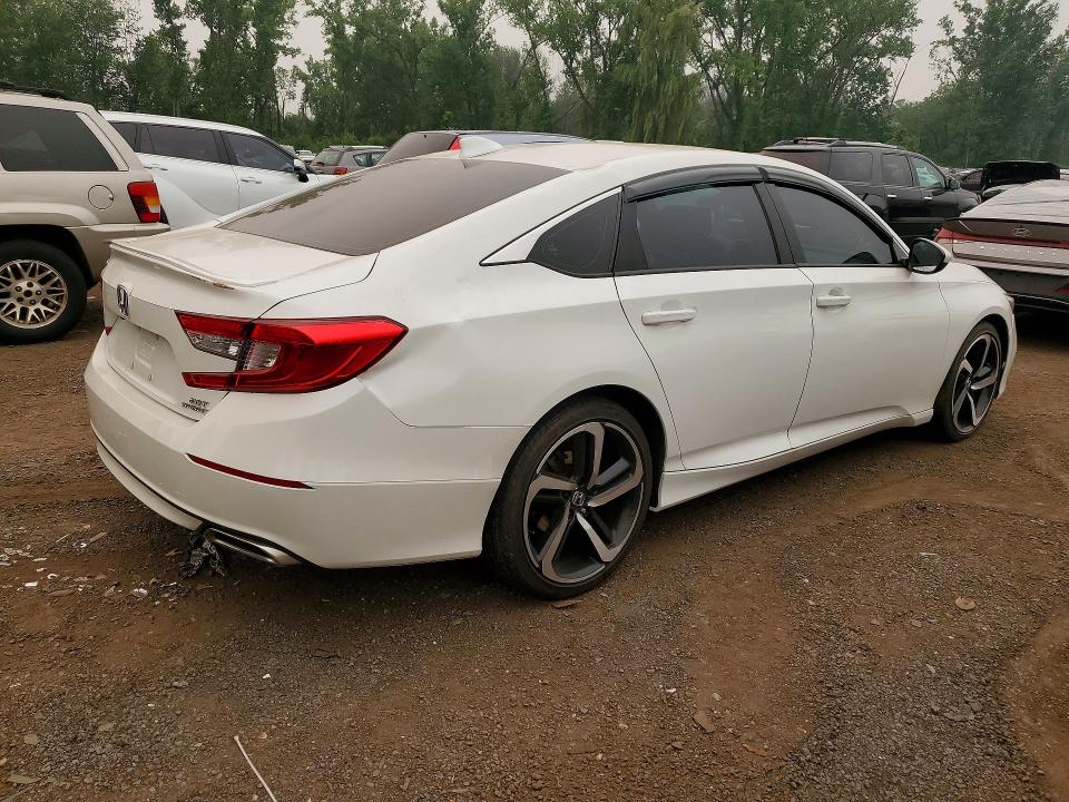 Auction sale of the 2018 Honda Accord, vin: 1HGCV2F35JA007714, lot number: 60486956