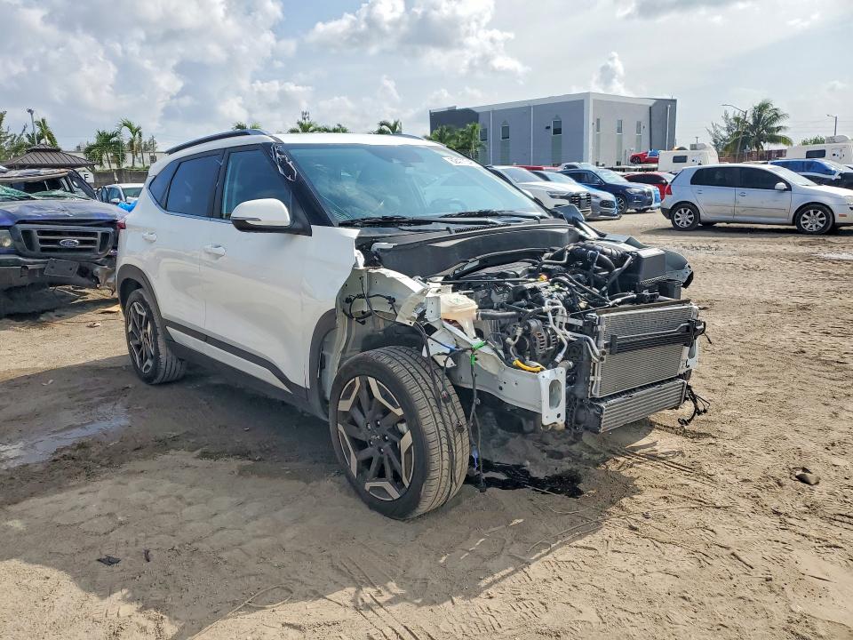 Продаж на аукціоні авто 2025 Kia Seltos, vin: KNDETCA77S7783838, номер лоту: 62477346