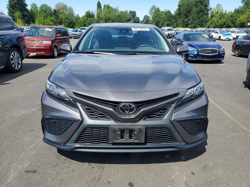 Продаж на аукціоні авто 2022 Toyota Camry, vin: 4T1G11AK6NU039656, номер лоту: 59716916