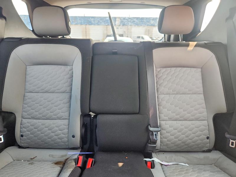 Продаж на аукціоні авто 2018 Chevrolet Equinox, vin: 2GNAXREV8J6204327, номер лоту: 63052556