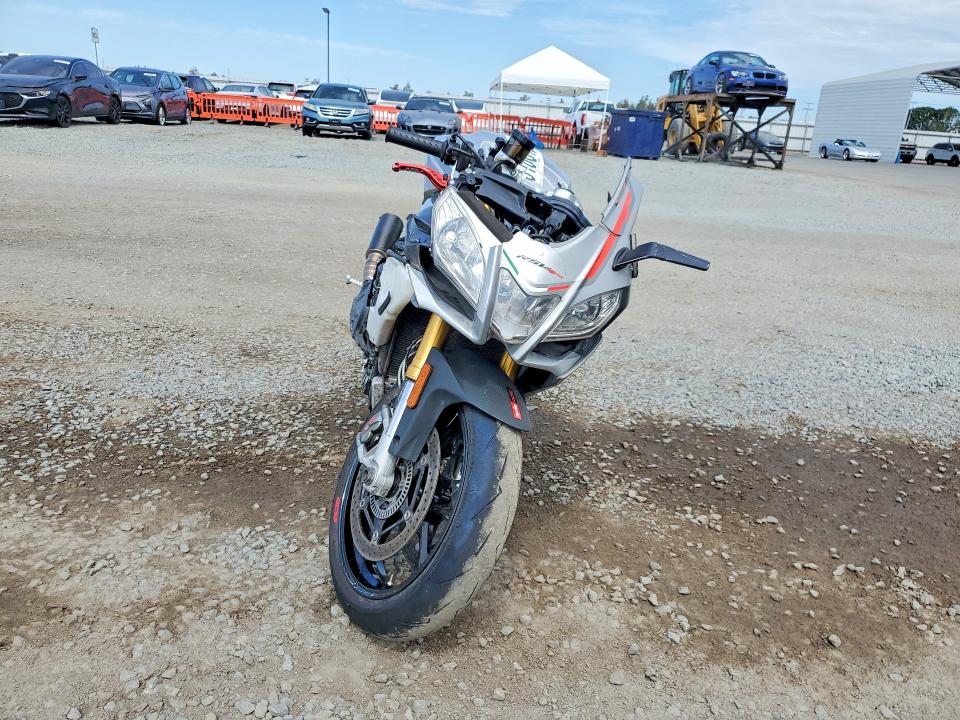 Aukcja sprzedaży 2016 Aprilia Rsv4, vin: ZD4RKUB01GS000324, numer aukcji: 61318016