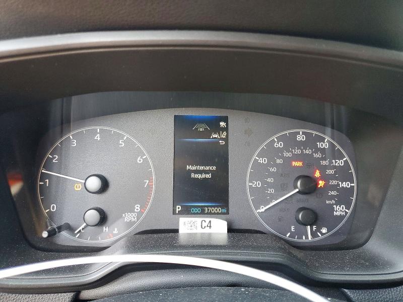 61062876 :رقم المزاد ، 7MUCAAAG4PV045807 vin ، 2023 Toyota Corolla Cross مزاد بيع