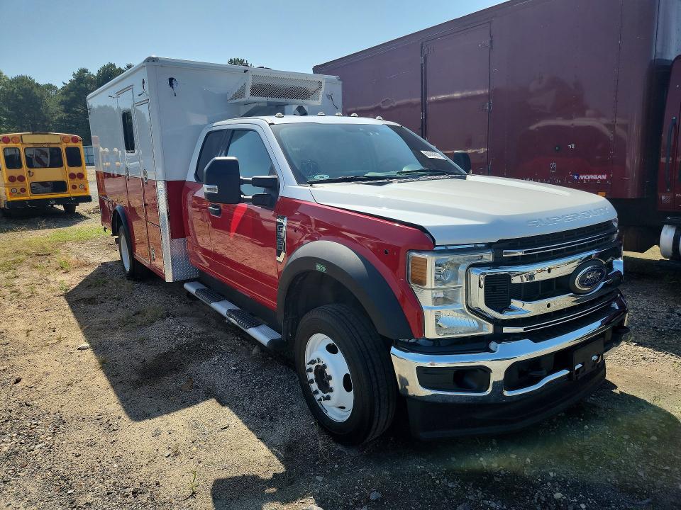 60044636 :رقم المزاد ، 1FD0X5HT0LED25015 vin ، 2020 Ford F550 مزاد بيع