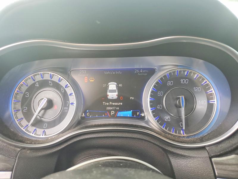 60615556 :رقم المزاد ، 2C3CCAAG3JH279063 vin ، 2018 Chrysler 300 مزاد بيع