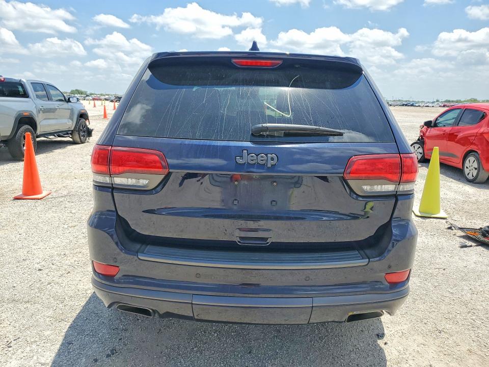 63051126 :رقم المزاد ، 1C4RJECG6JC241880 vin ، 2018 Jeep Grand Cherokee مزاد بيع