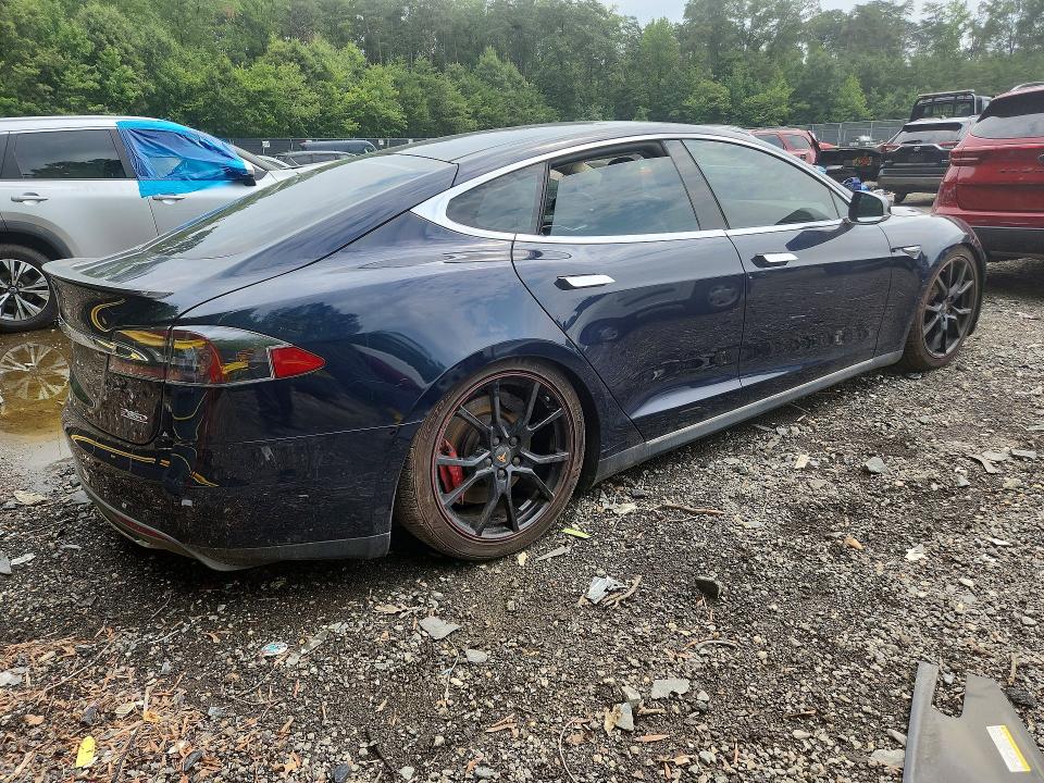 Продажа на аукционе авто 2014 Tesla Model S, vin: 5YJSA1H2XEFP64187, номер лота: 62940406