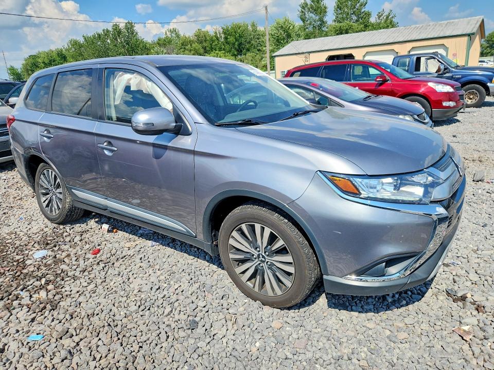 Продаж на аукціоні авто 2019 Mitsubishi Outlander, vin: JA4AD3A32KZ030399, номер лоту: 61489216