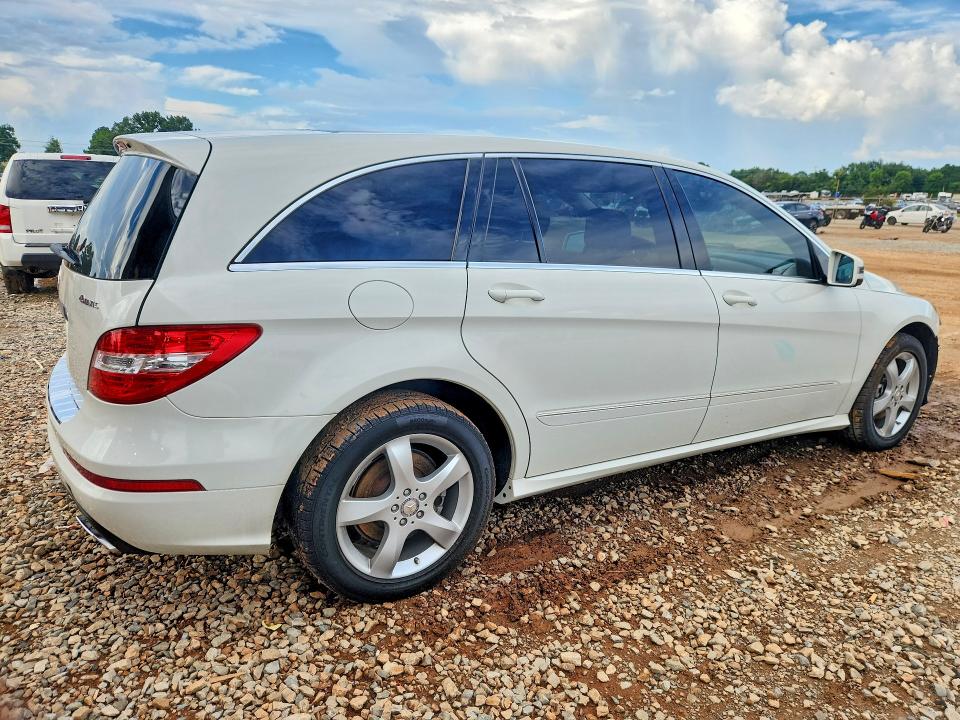 2011 Mercedes-benz R მანქანა იყიდება აუქციონზე, vin: 4JGCB6FE9BA115914, აუქციონის ნომერი: 60668106
