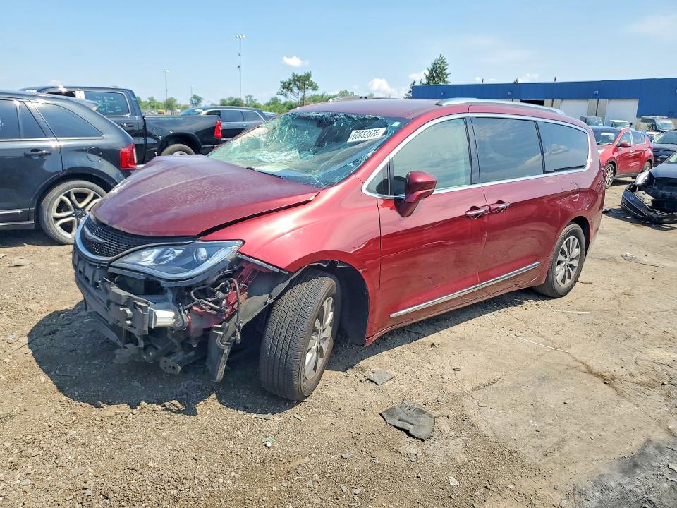 60032876 :رقم المزاد ، 2C4RC1EG9KR644082 vin ، 2019 Chrysler Pacifica مزاد بيع