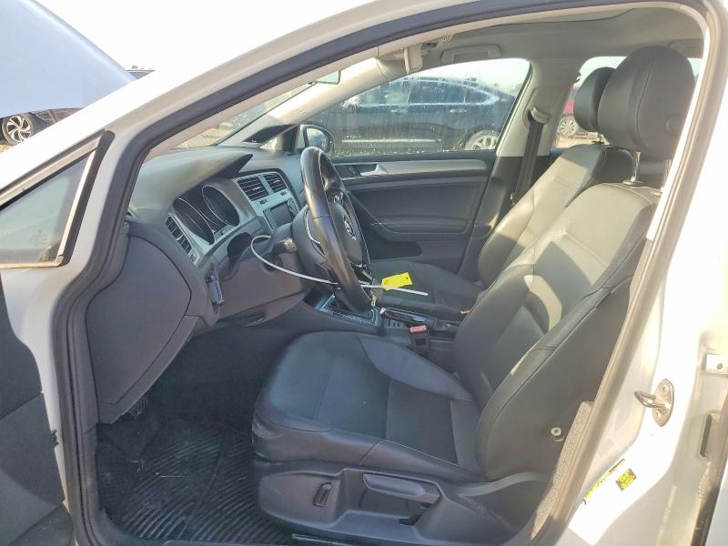 61628786 :رقم المزاد ، 3VW217AU0FM033180 vin ، 2015 Volkswagen Golf مزاد بيع