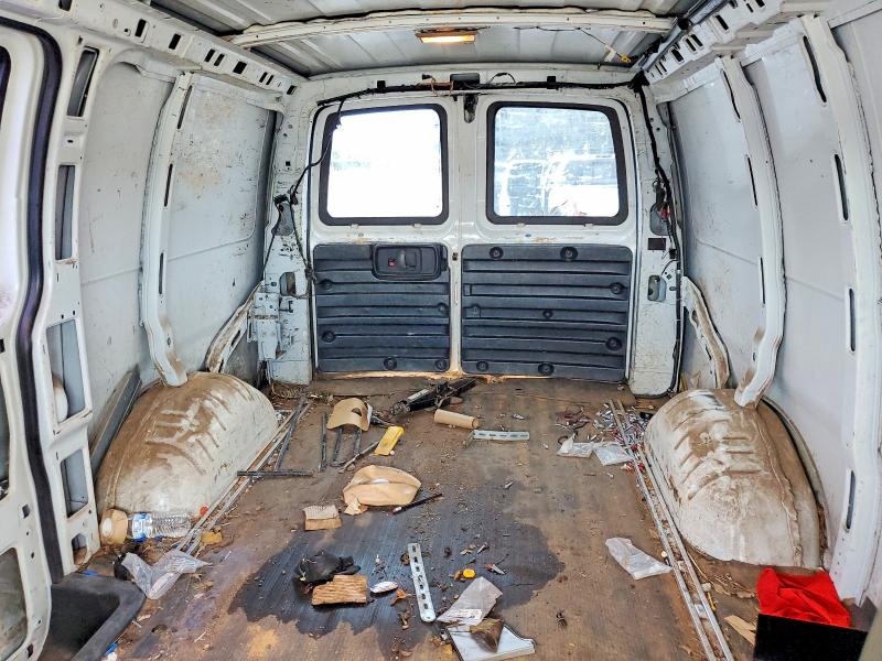 61190456 :رقم المزاد ، 1GTZGFBA1A1171699 vin ، 2010 Gmc Savana مزاد بيع