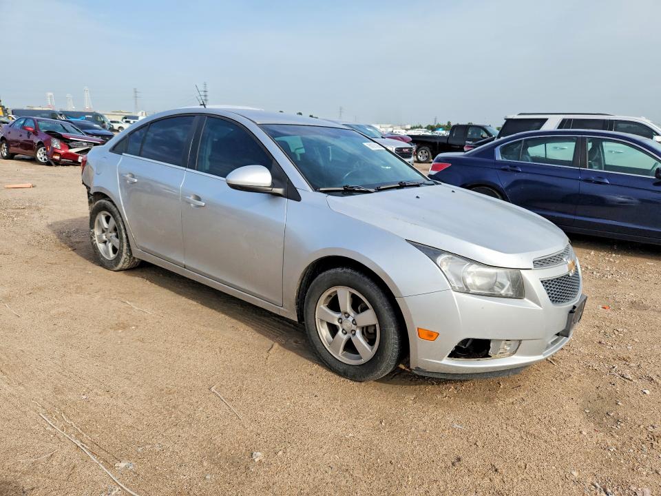 60970266 :رقم المزاد ، 1G1PC5SB6E7358647 vin ، 2014 Chevrolet Cruze مزاد بيع