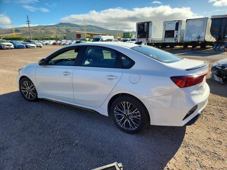 2023 Kia Forte მანქანა იყიდება აუქციონზე, vin: 3KPF54AD5PE642915, აუქციონის ნომერი: 60672326