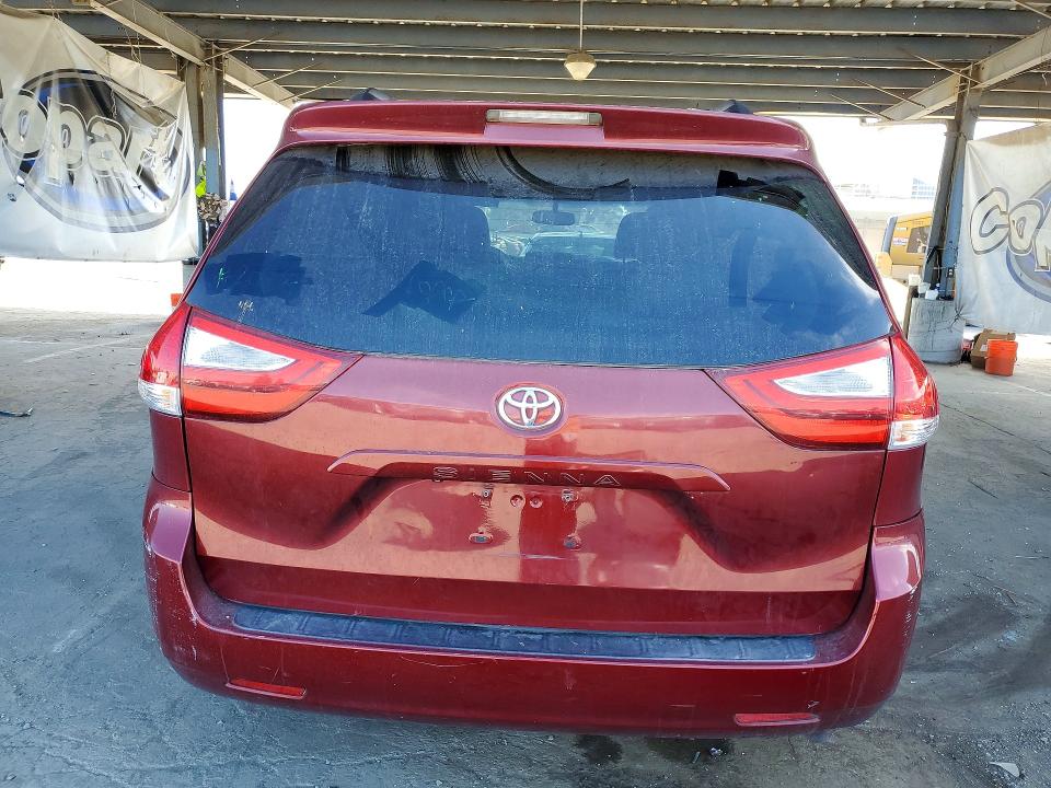 61549146 :رقم المزاد ، 5TDKK3DC3ES526684 vin ، 2014 Toyota Sienna مزاد بيع