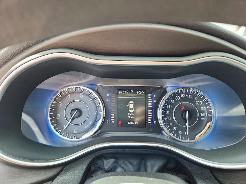 Продаж на аукціоні авто 2015 Chrysler 200, vin: 1C3CCCFBXFN735907, номер лоту: 61367096