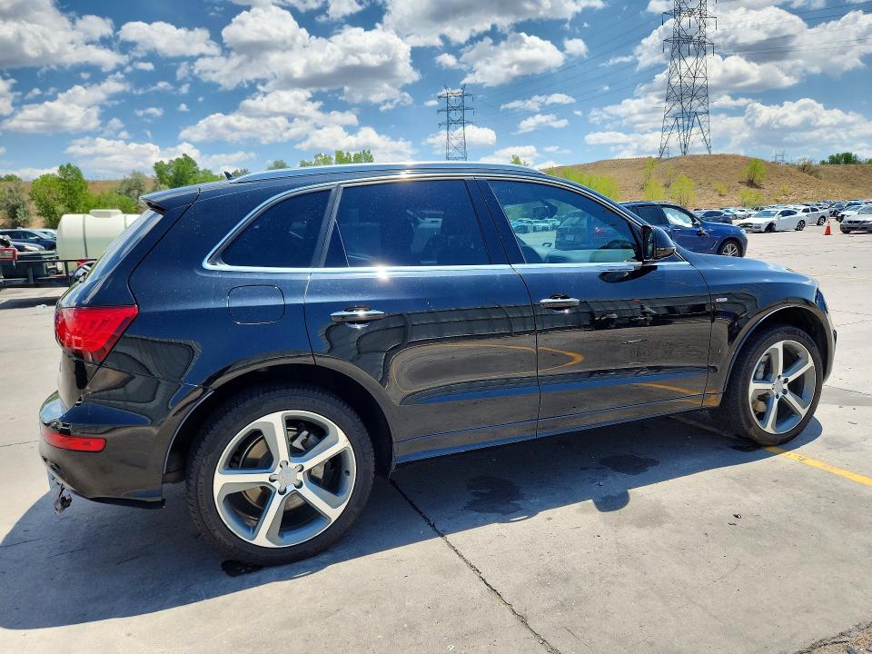 60445356 :رقم المزاد ، WA1D7AFP8HA037840 vin ، 2017 Audi Q5 مزاد بيع