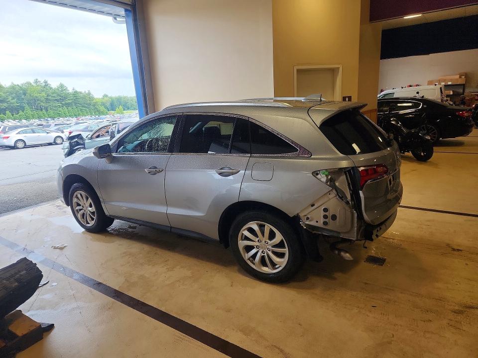 Продаж на аукціоні авто 2018 Acura Rdx, vin: 5J8TB4H30JL028590, номер лоту: 62823546