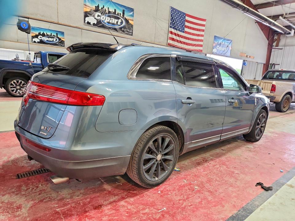2010 Lincoln Mkt მანქანა იყიდება აუქციონზე, vin: 2LMHJ5AT0ABJ25344, აუქციონის ნომერი: 62576906
