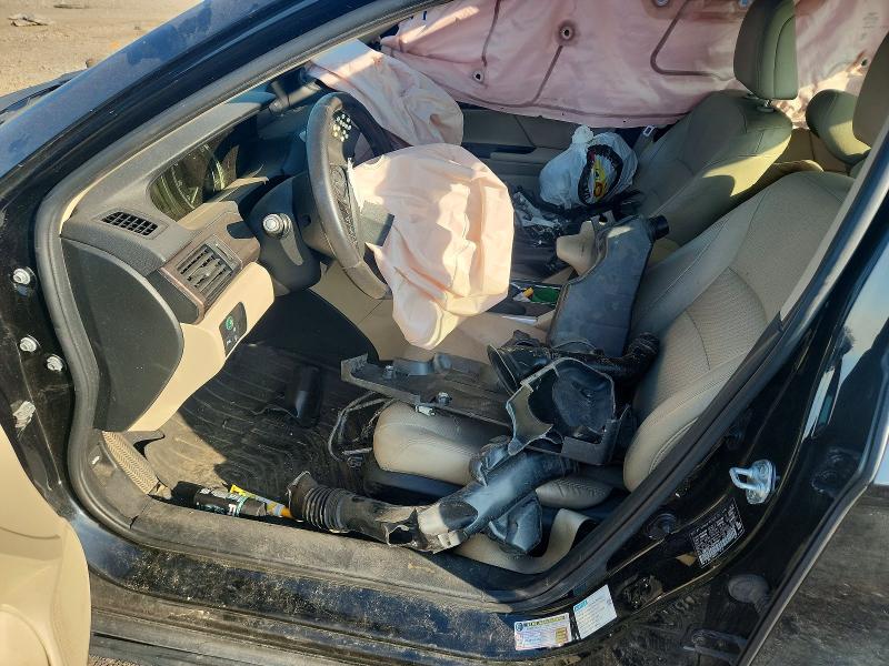 60176556 :رقم المزاد ، JHMCR6F72HC023847 vin ، 2017 Honda Accord مزاد بيع