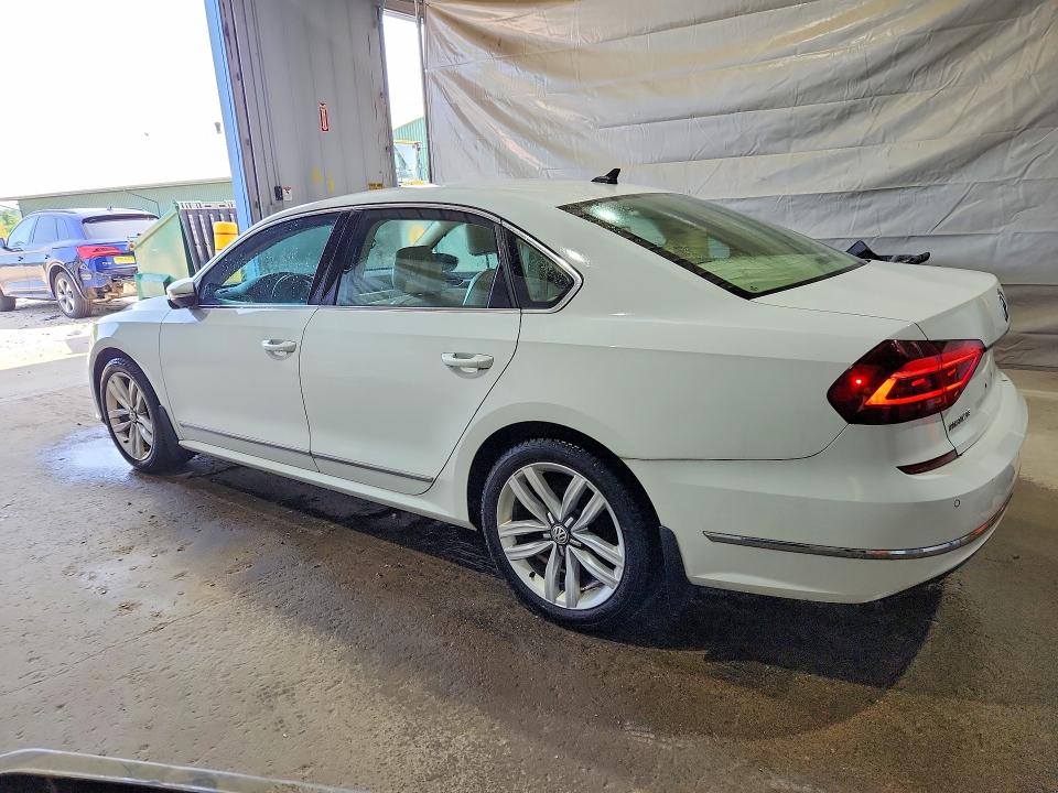 Продажа на аукционе авто 2017 Volkswagen Passat, vin: 1VWGT7A35HC009372, номер лота: 59868226