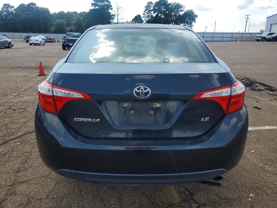 62830086 :رقم المزاد ، 5YFBURHE4FP357388 vin ، 2015 Toyota Corolla مزاد بيع