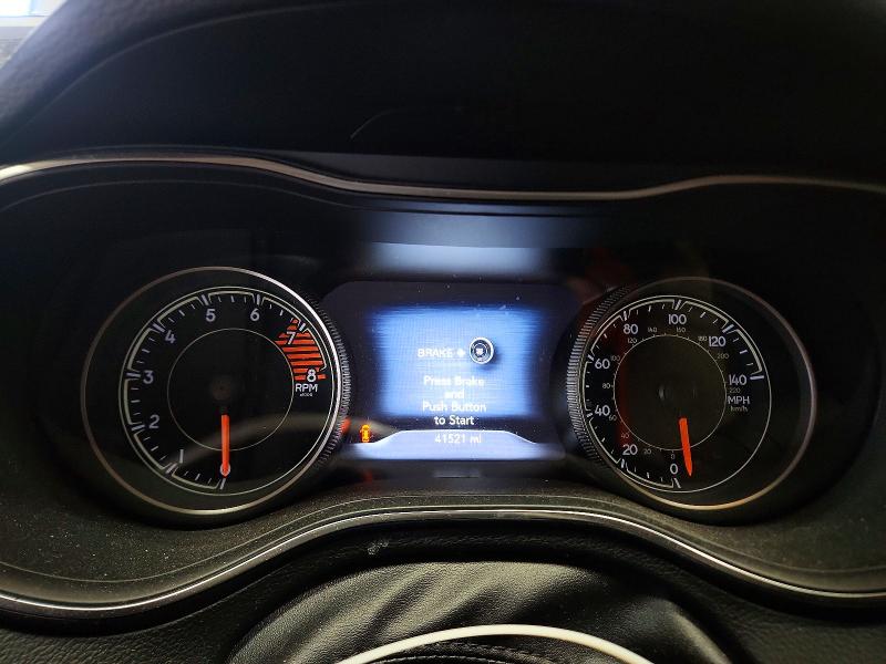 62437336 :رقم المزاد ، 1C4PJMDX5LD635965 vin ، 2020 Jeep Cherokee مزاد بيع