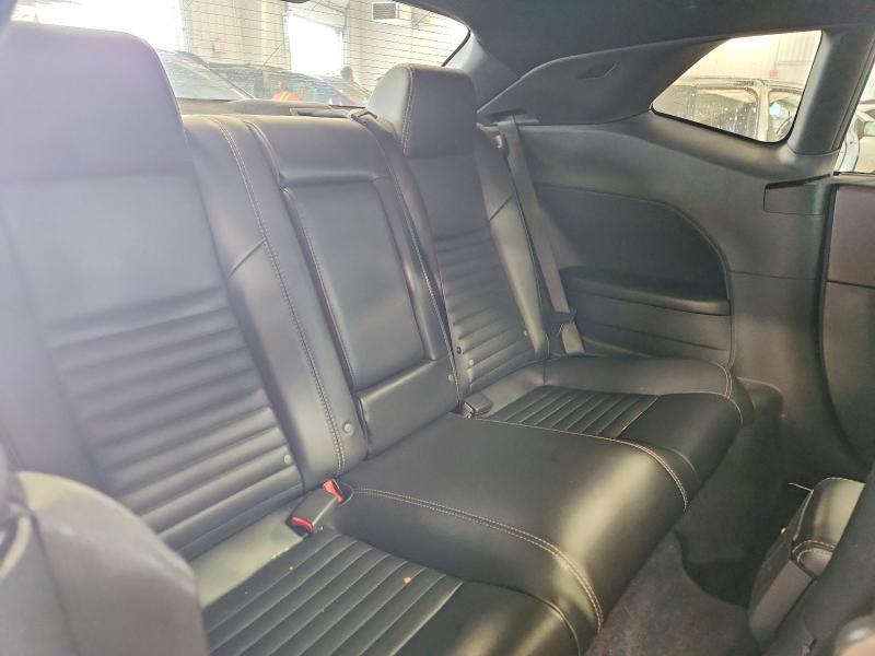 62820466 :رقم المزاد ، 2B3CJ5DT3AH278501 vin ، 2010 Dodge Challenger مزاد بيع