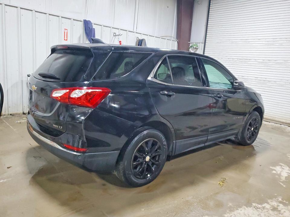Продажа на аукционе авто 2018 Chevrolet Equinox, vin: 2GNAXSEV5J6259082, номер лота: 61414246
