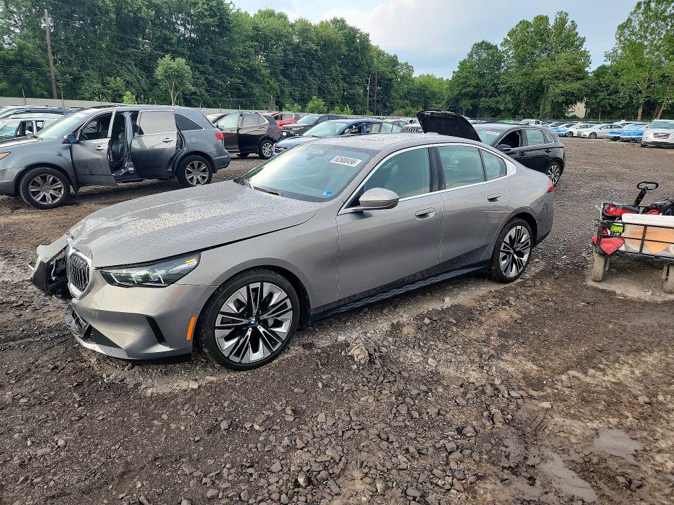 62600496 :رقم المزاد ، WBA53FJ00RCP92755 vin ، 2024 Bmw 530 مزاد بيع