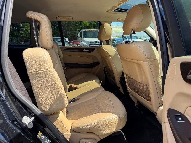 Продажа на аукционе авто 2017 Mercedes-benz Gls, vin: 4JGDF6EE3HA938681, номер лота: 62200396