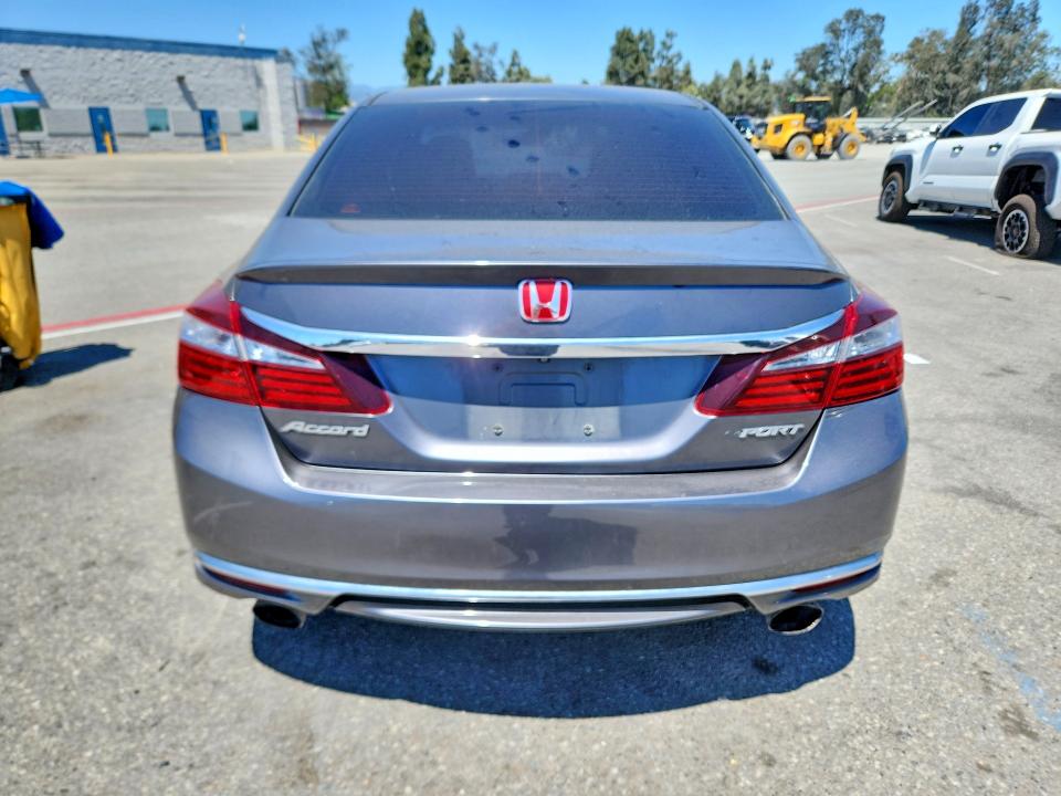 Продаж на аукціоні авто 2017 Honda Accord, vin: 1HGCR2F58HA073612, номер лоту: 59818396