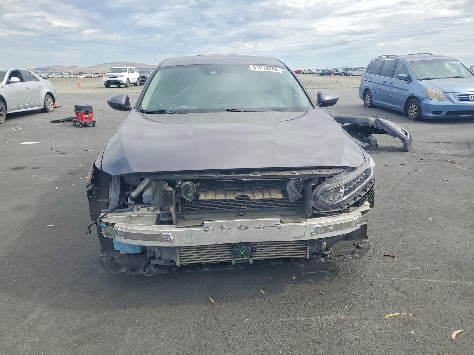 Продаж на аукціоні авто 2022 Honda Accord, vin: 1HGCV1F19NA007097, номер лоту: 61918056