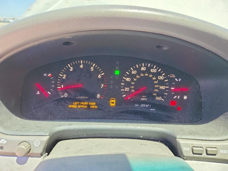 2002 Lexus Ls მანქანა იყიდება აუქციონზე, vin: JTHBN30F420082235, აუქციონის ნომერი: 59970396