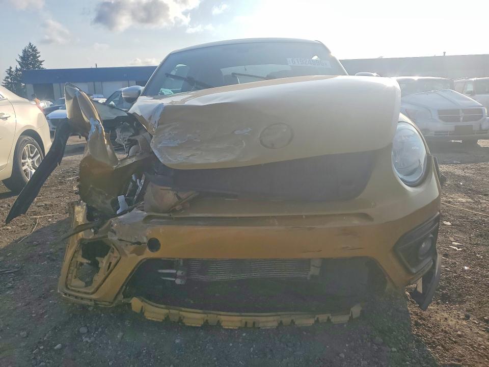 Продажа на аукционе авто 2016 Volkswagen Beetle, vin: 3VWS17AT4GM634276, номер лота: 61924896