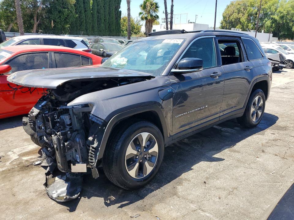 60646926 :رقم المزاد ، 1C4RJYB66S8700615 vin ، 2025 Jeep Grand Cherokee مزاد بيع