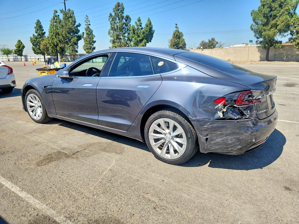 Продаж на аукціоні авто 2016 Tesla Model S, vin: 5YJSA1E15GF170525, номер лоту: 61980986