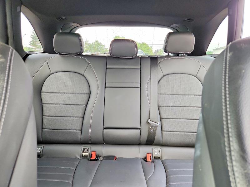 62631676 :رقم المزاد ، WDC0G4KB3JV041111 vin ، 2018 Mercedes-benz Glc مزاد بيع